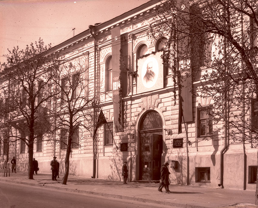 Будинок Миколи Терещенка. Нині – Національний музей Тараса Шевченка