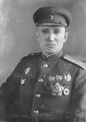 Василий Дмитриевич Крючёнкин (1894–1976)