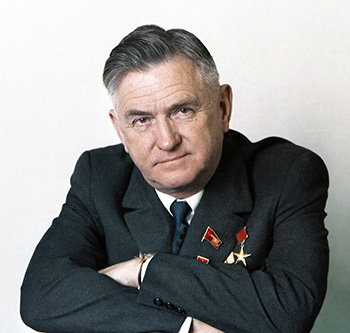 Олег Константинович Антонов (1906—1984)