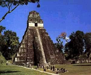 Храм Великого Ягуара в Тикале