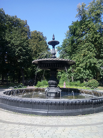 Терменовский фонтан в Мариинском парке