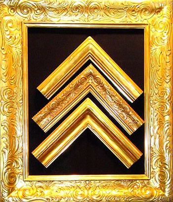Декоративна рамка, покрита сусальним золотом